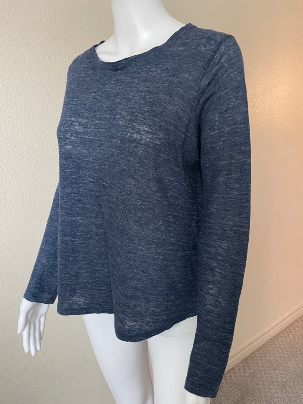 Vince XS Heathered Navy Blue Long Sleeve Shirt Relaxed Fit Curved Hem Back Pleat